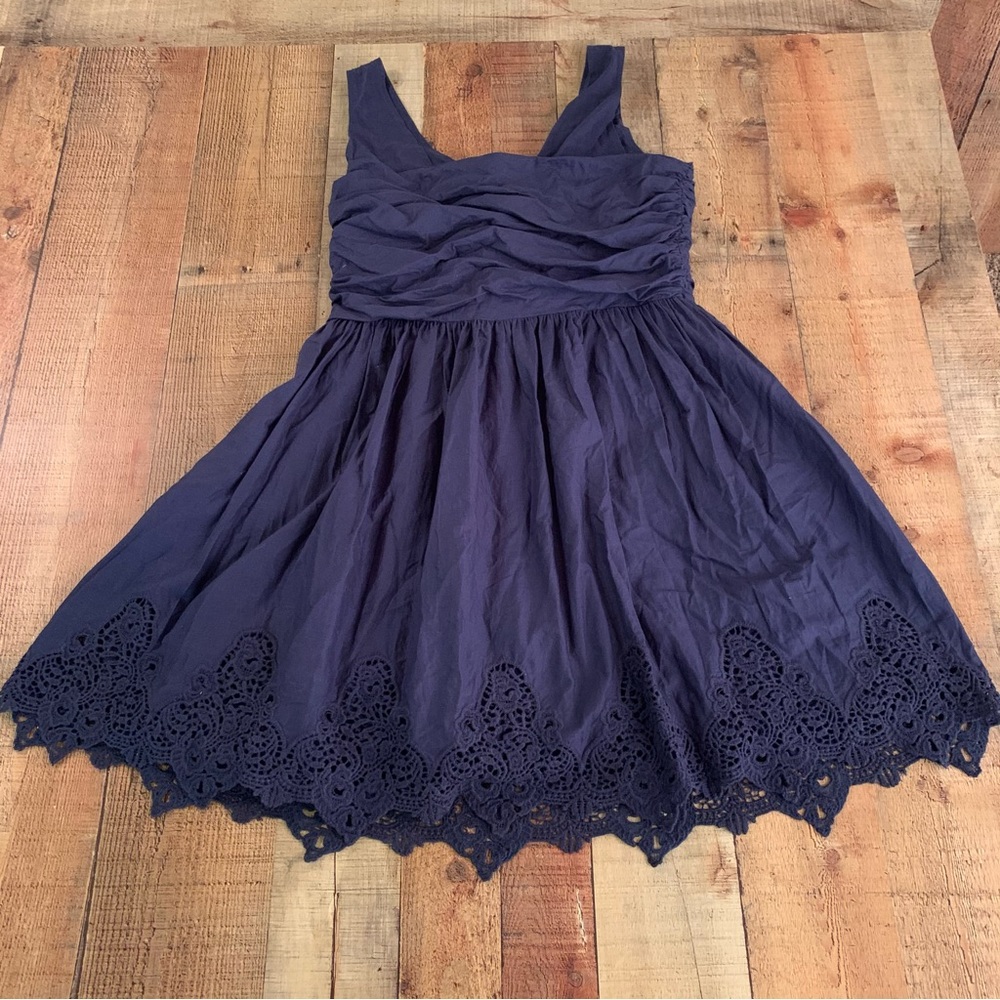Julian Taylor Navy blue sleeveless eyelet dress 16